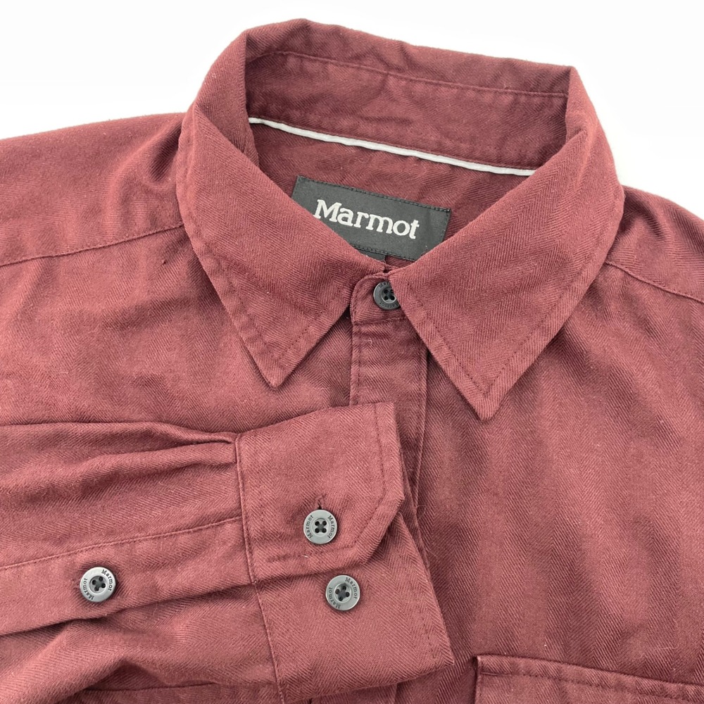 Marmot Men's Size Medium Burgundy Long Sleeve Button Down Front Shirt